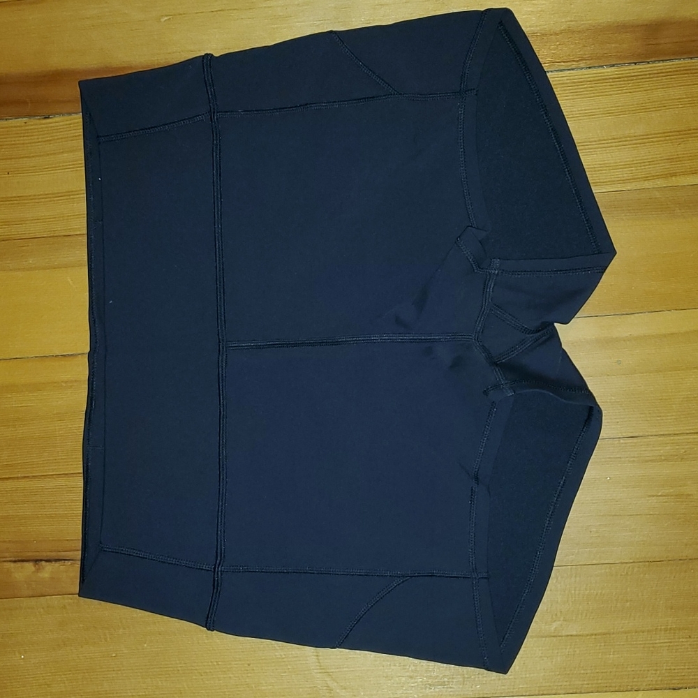 In Movement Short 2.5"